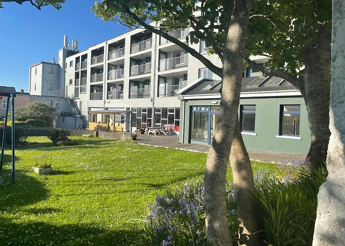 Atlantic Apartotel 3* バンドラン