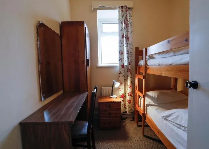 Atlantic Apartotel アパートホテル バンドラン